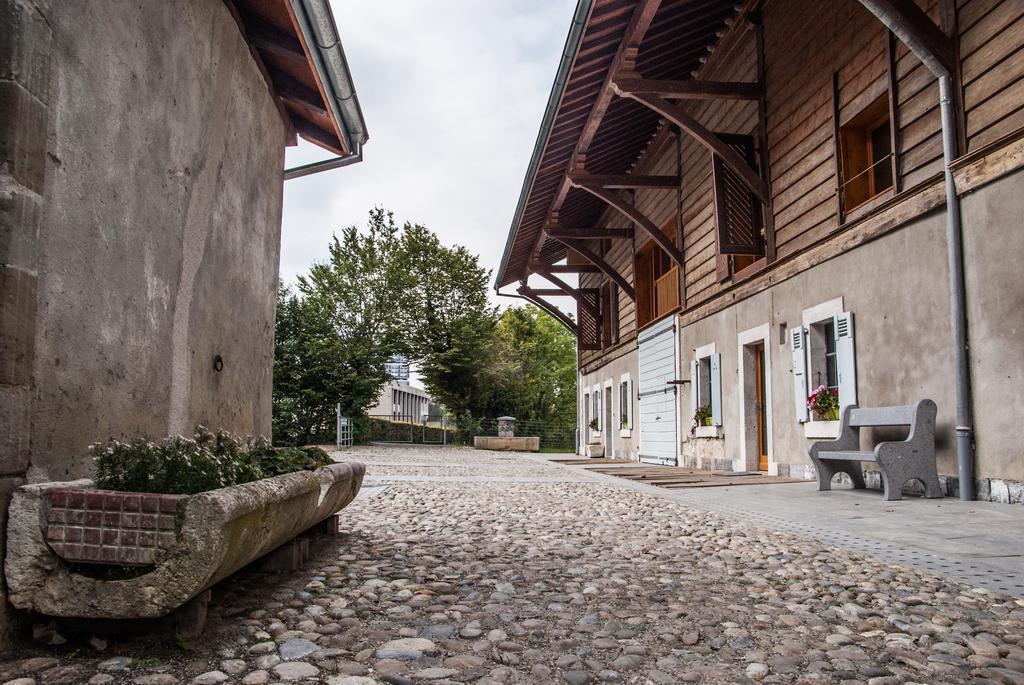 Hotel La Ferme Du Lignon Vernier Exterior foto